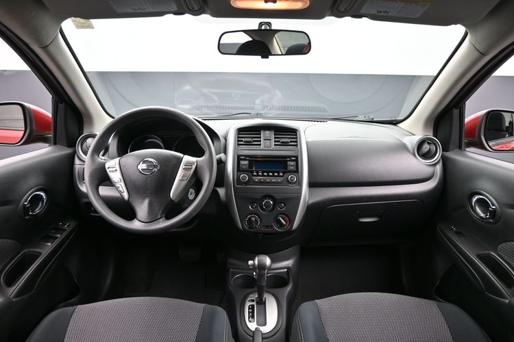2016 Nissan Versa 1.6 SV
