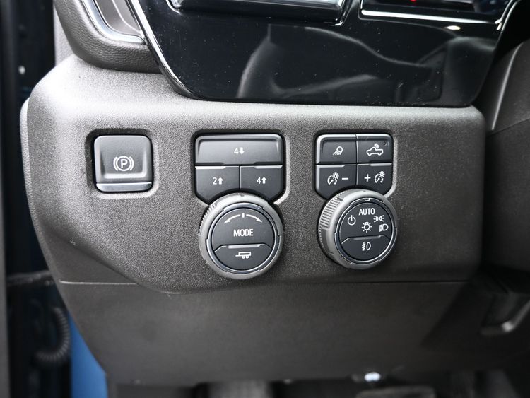 2025 Chevrolet Silverado 3500HD LT