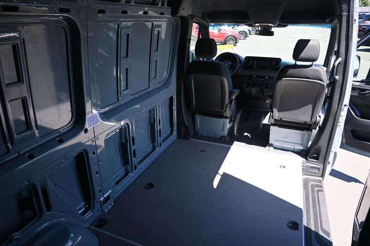 2019 Mercedes-Benz Sprinter 1500 Standard Roof I4