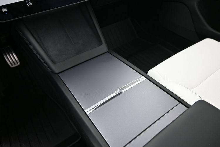 2024 Tesla Model 3 Performance All-Wheel Drive