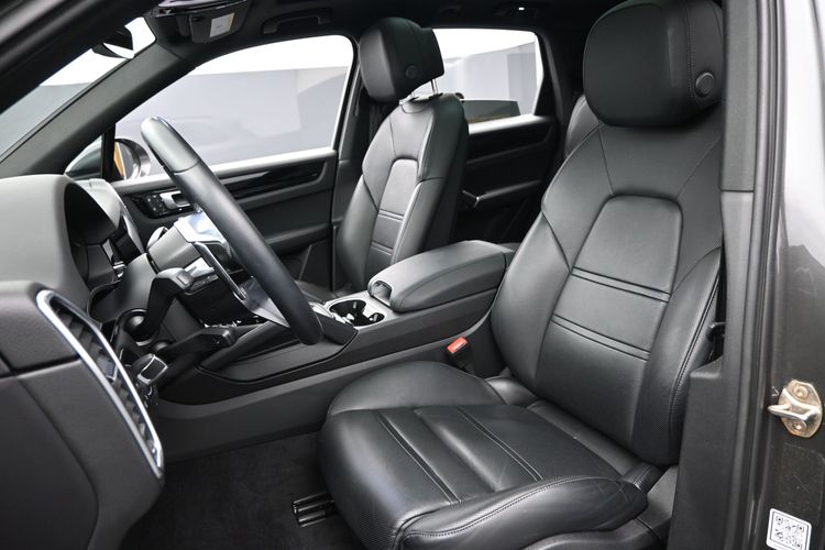2023 Porsche Cayenne 