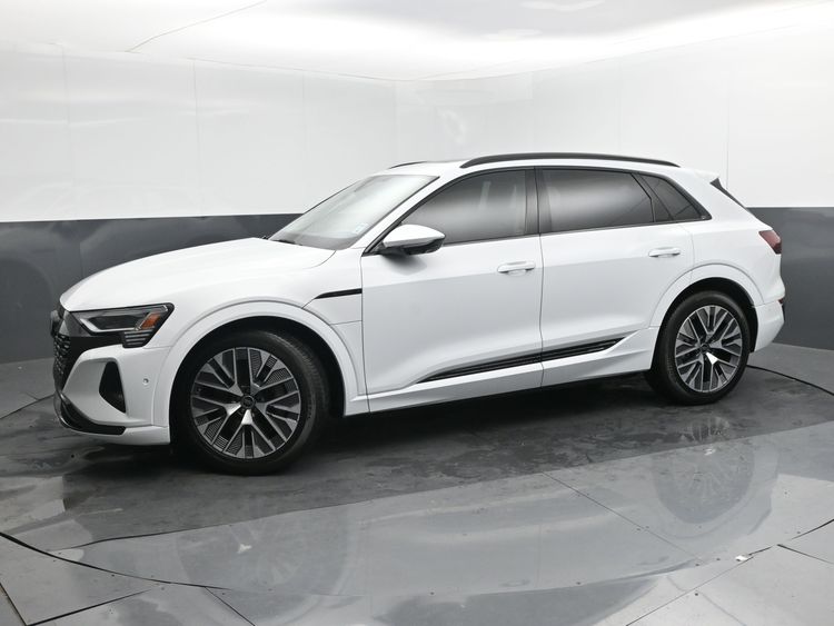 2024 Audi Q8 e-tron Prestige quattro