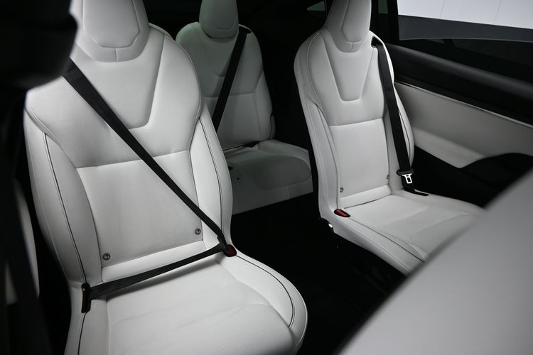 2023 Tesla Model X Plaid Tri Motor All-Wheel Drive