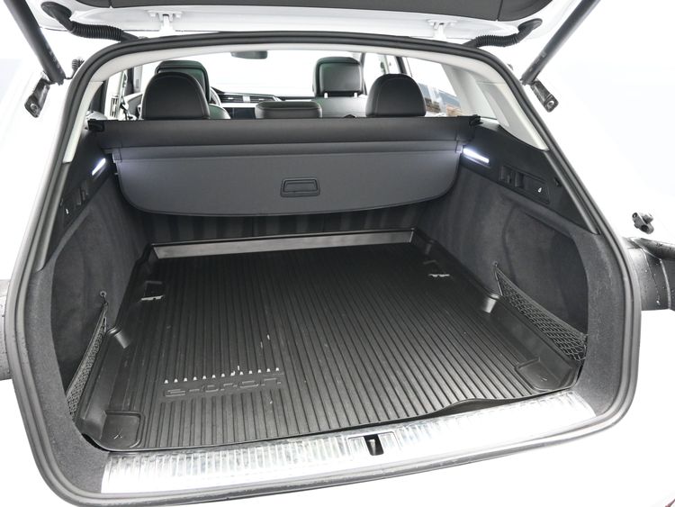 2024 Audi Q8 e-tron Prestige quattro