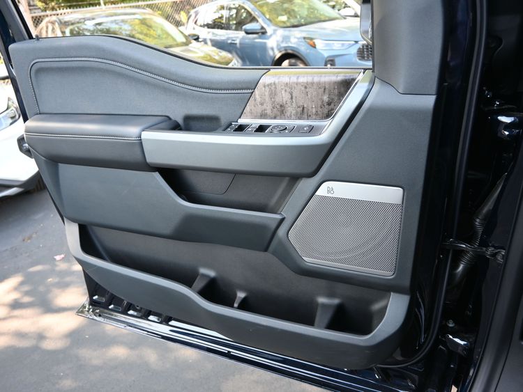 2025 Ford F-350 Super Duty Lariat - Photo 18