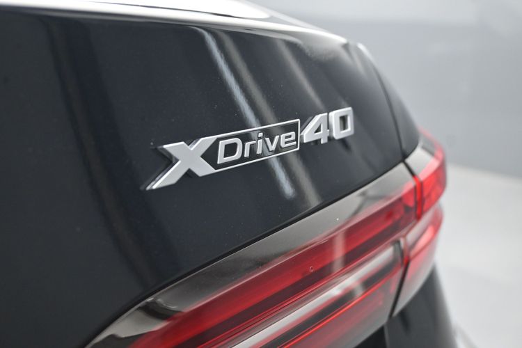 2025 BMW i5 Sedan xDrive40