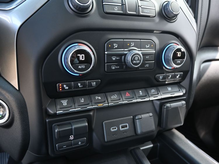 2022 Chevrolet Silverado 3500HD LTZ