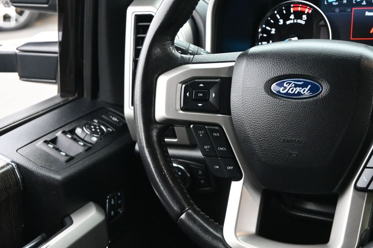 2021 Ford F-250 Super Duty LARIAT