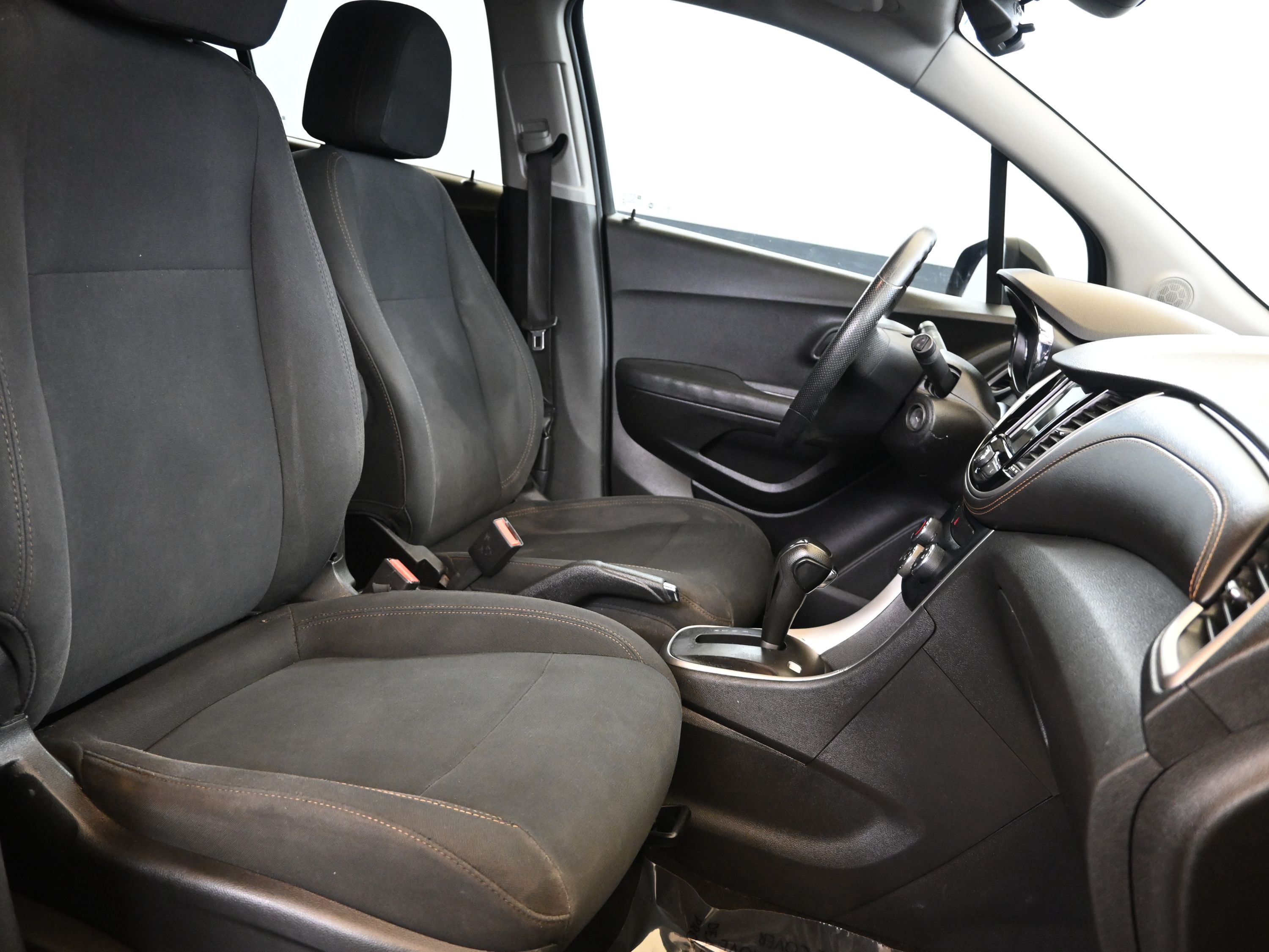 2019 Chevrolet Trax LS photo 4