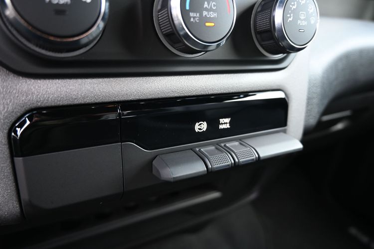 2024 Ram 2500 Tradesman Crew Cab 4x4 8' Box