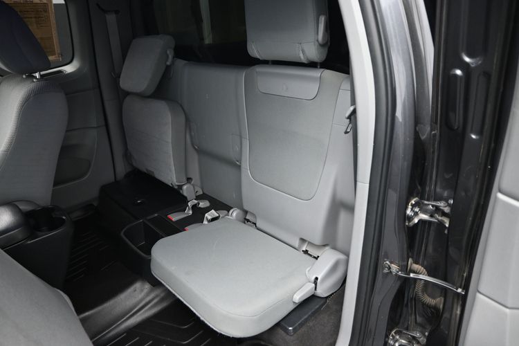 2012 Toyota Tacoma Base V6
