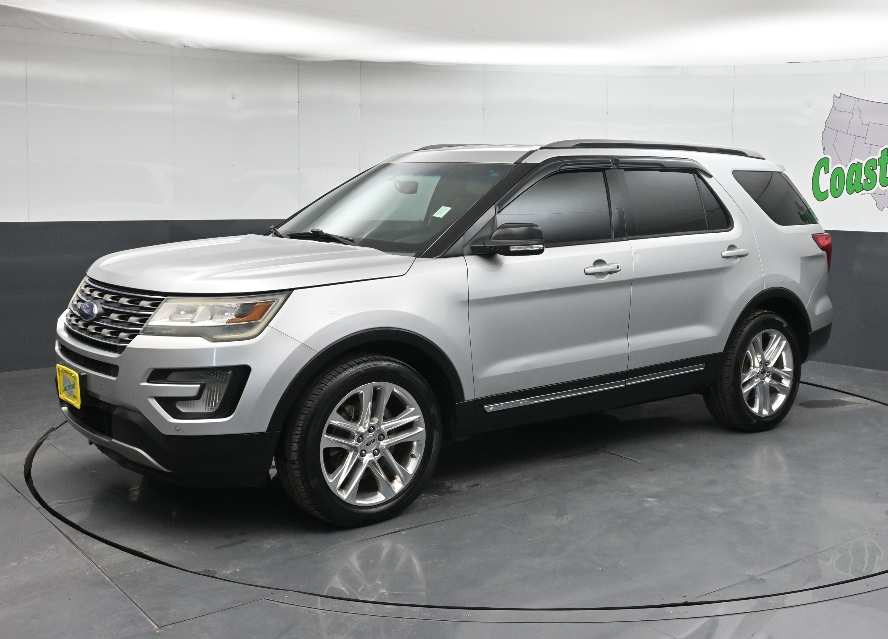 2017 Ford Explorer XLT FWD's photo