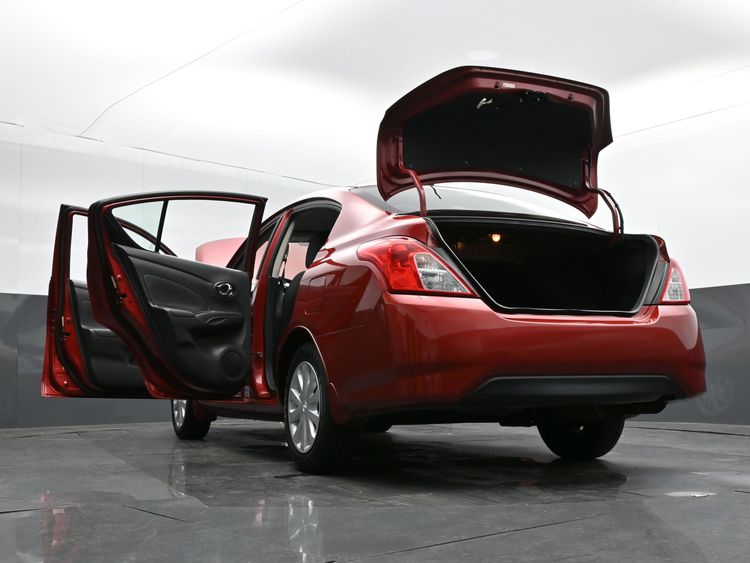 2016 Nissan Versa 1.6 SV