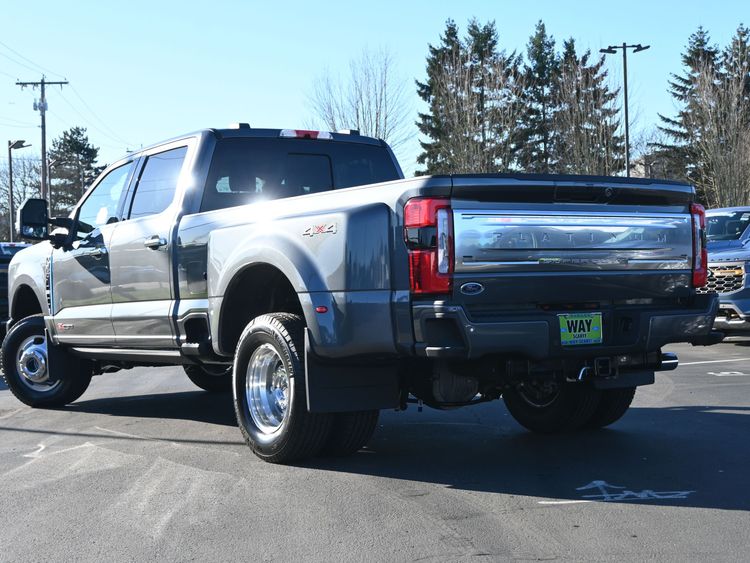 2026 Ford F-350 Super Duty Platinum