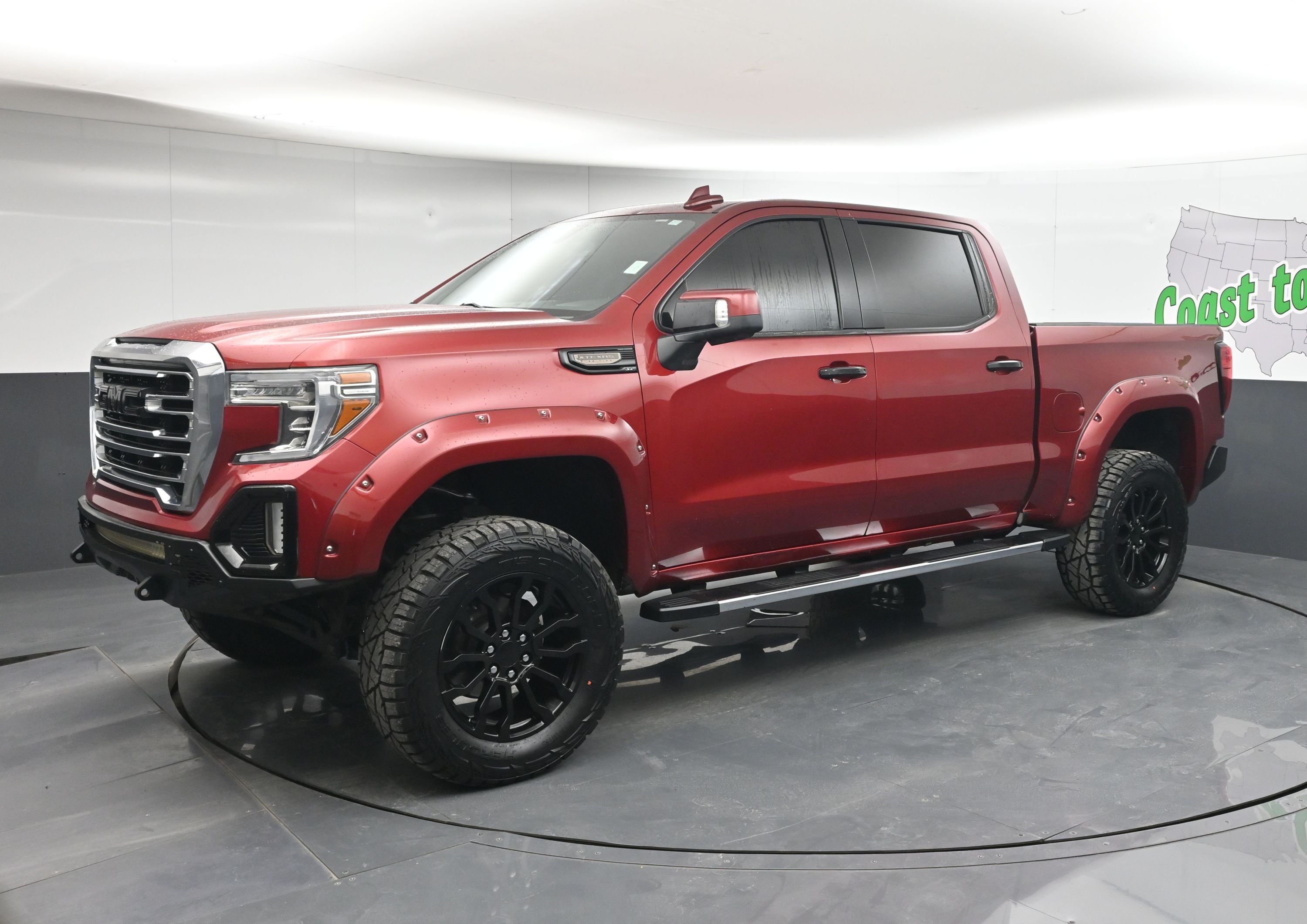 2019 GMC Sierra SLT's photo