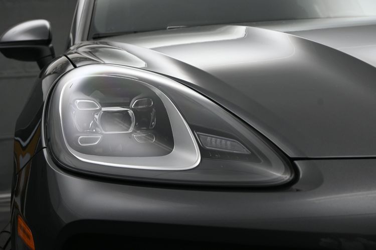 2023 Porsche Cayenne 