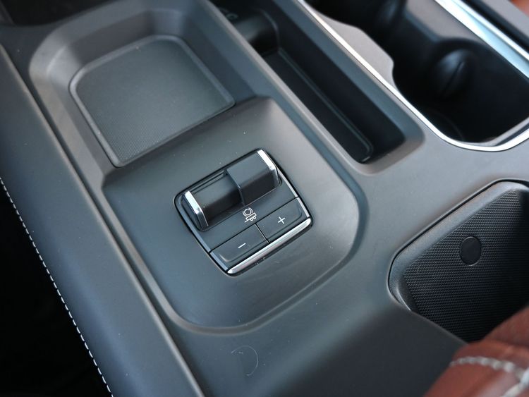 2025 GMC Sierra 2500HD Denali Ultimate