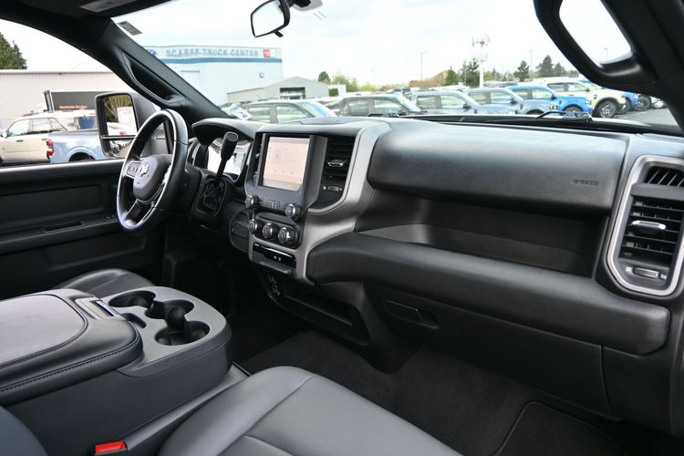 2024 Ram 2500 Tradesman Crew Cab 4x4 8' Box