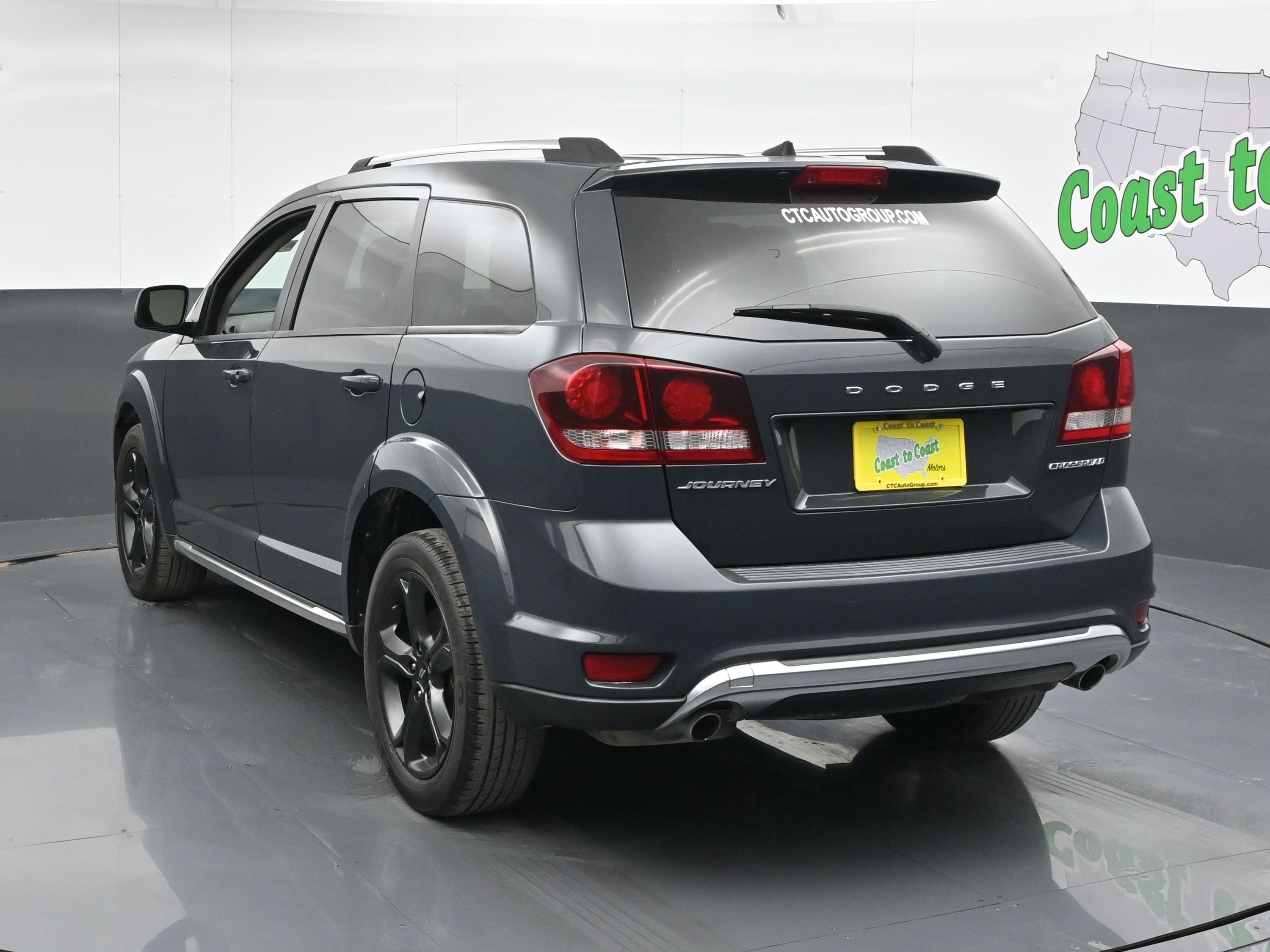 2018 Dodge Journey Crossroad photo 2