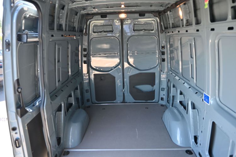 2019 Mercedes-Benz Sprinter 1500 Standard Roof I4