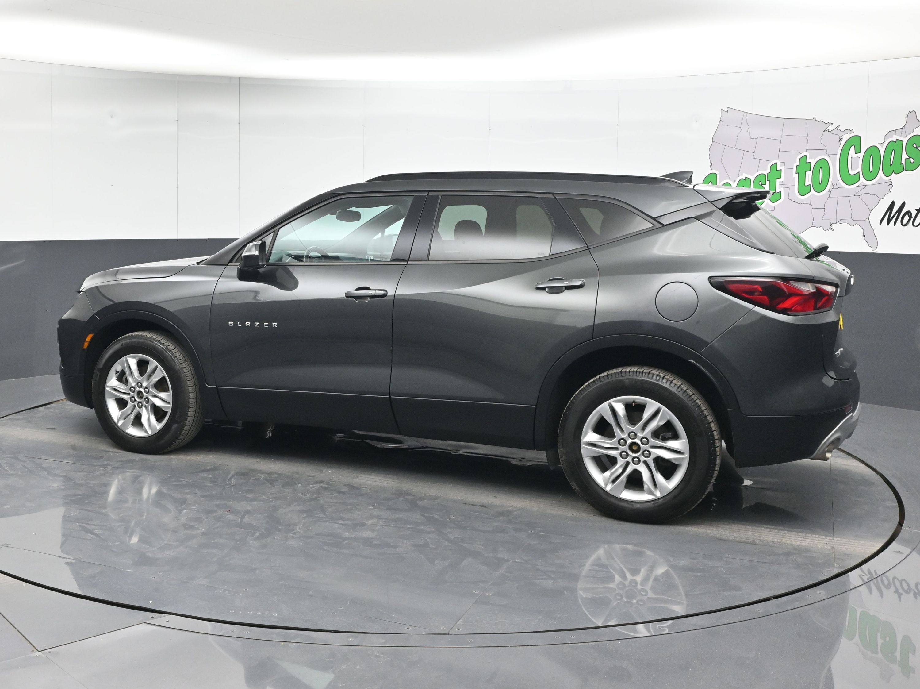 2020 Chevrolet Blazer 2LT photo 3