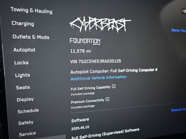 2024 Tesla Cybertruck Cyberbeast