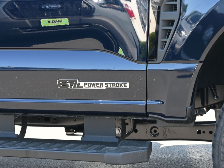 2025 Ford F-350 Super Duty Lariat - Photo 11