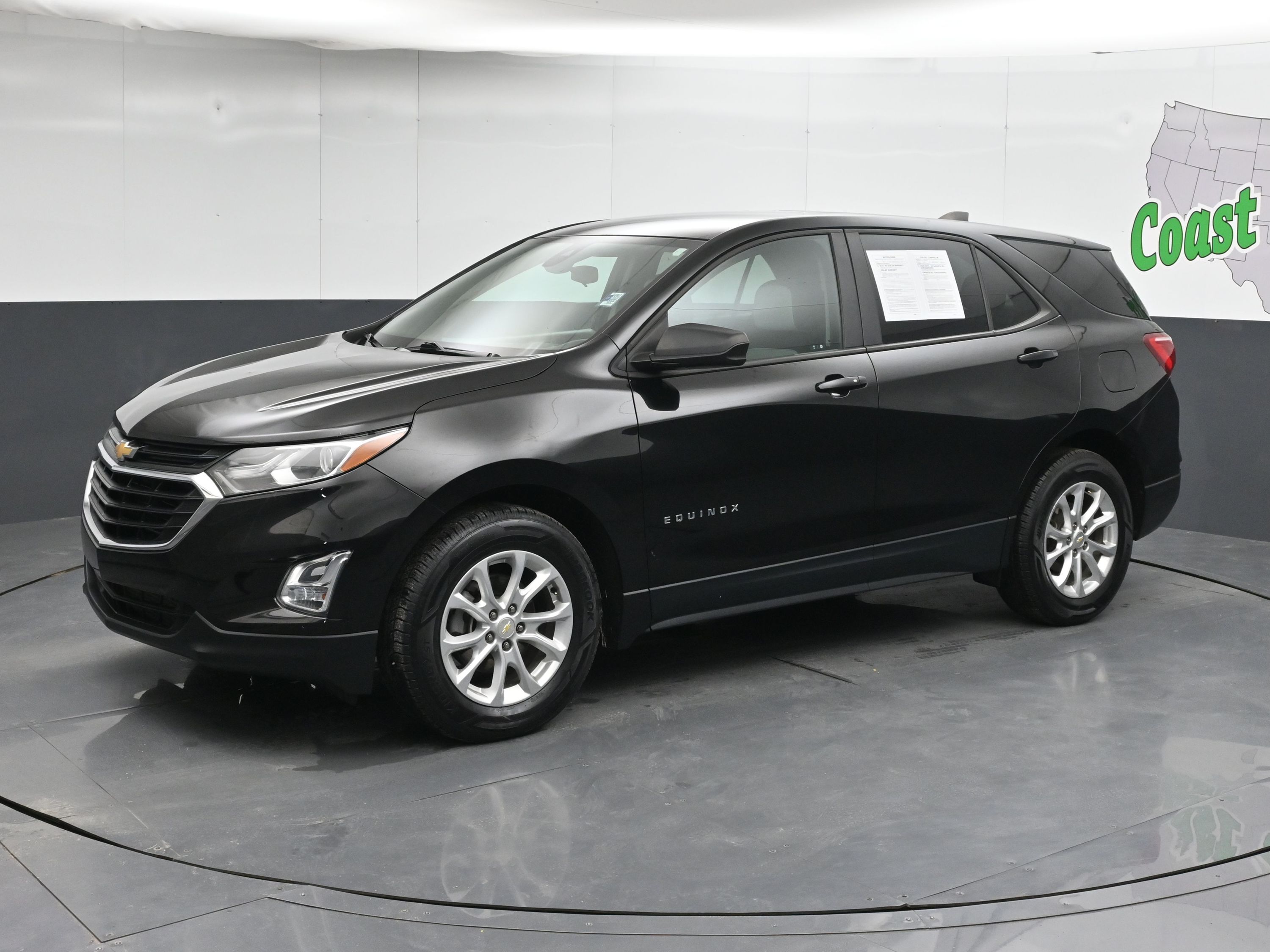 2020 Chevrolet Equinox LS's photo