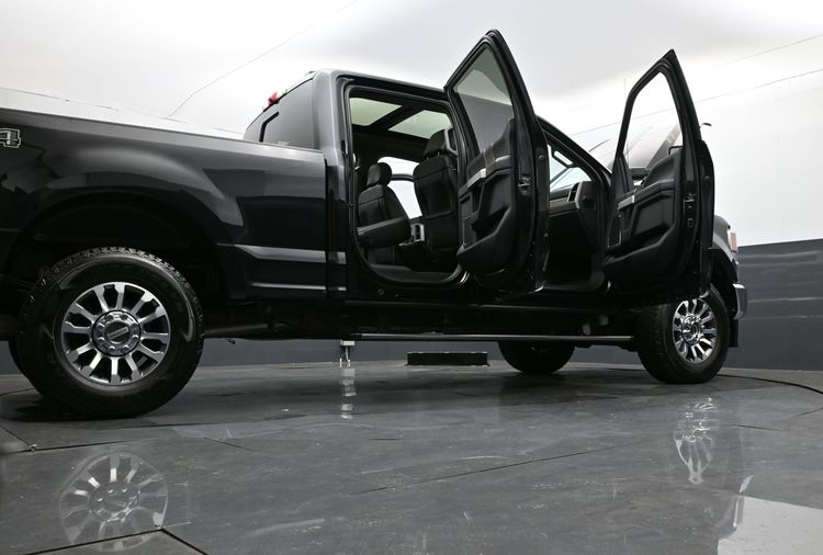 2020 Ford F-250 Super Duty LARIAT