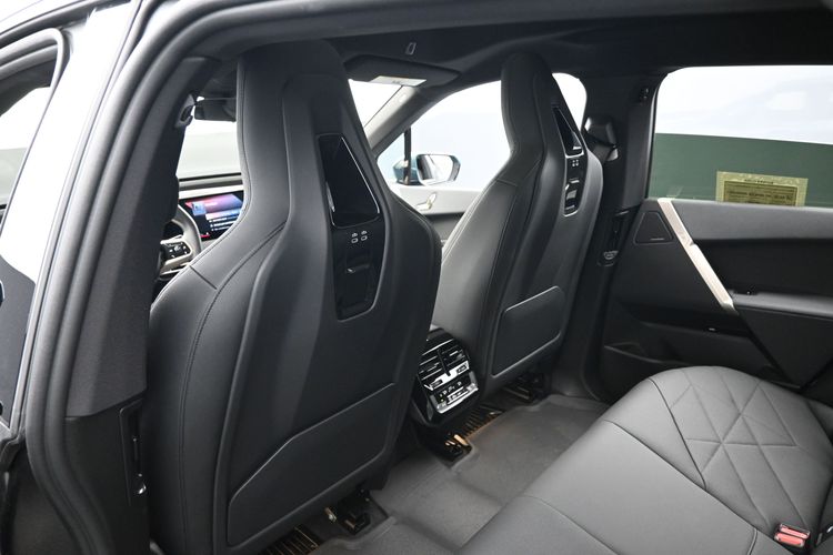 2023 BMW iX xDrive50