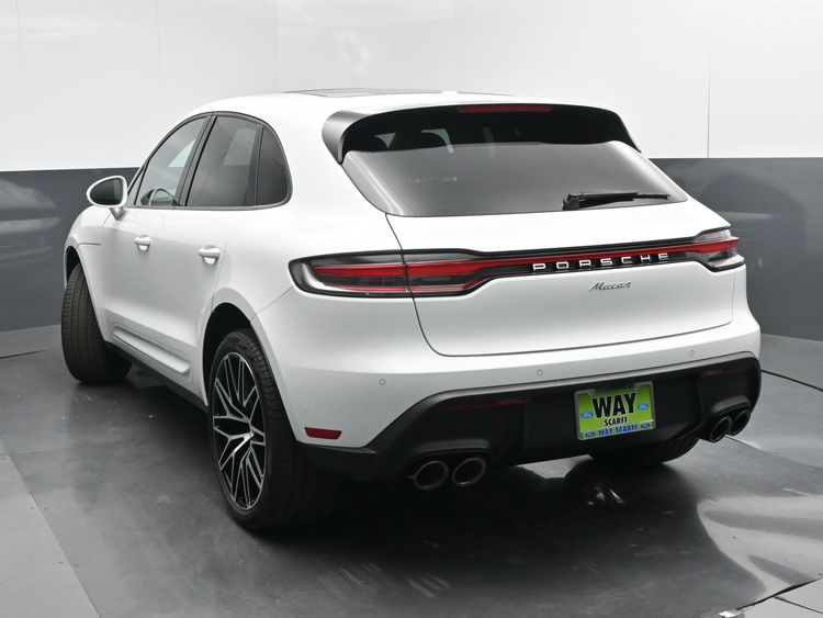 2025 Porsche Macan 