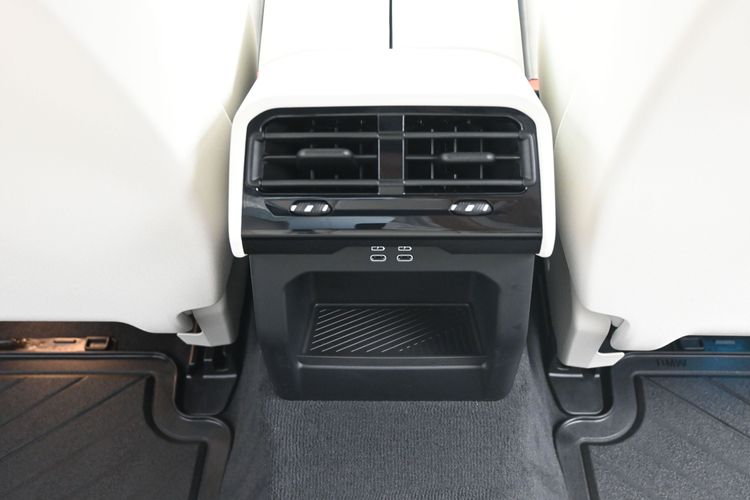 2025 BMW i5 Sedan xDrive40
