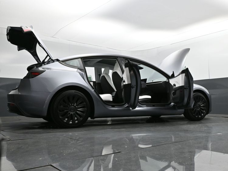 2025 Tesla Model 3 Long Range Rear-Wheel Drive
