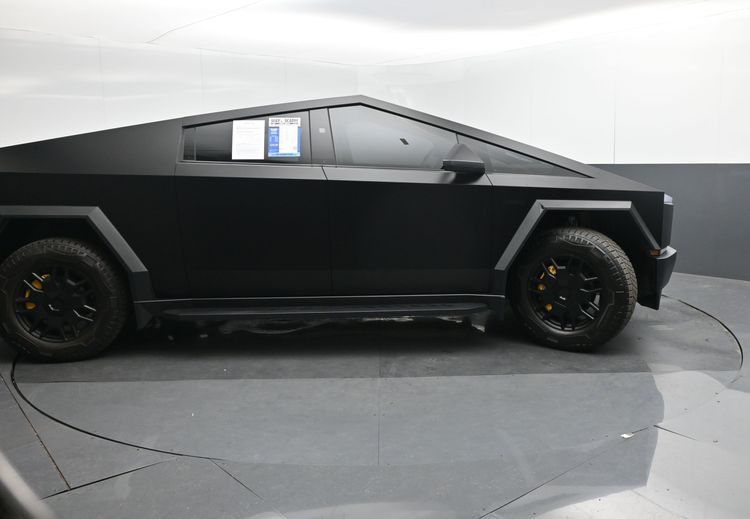 2024 Tesla Cybertruck All-Wheel Drive