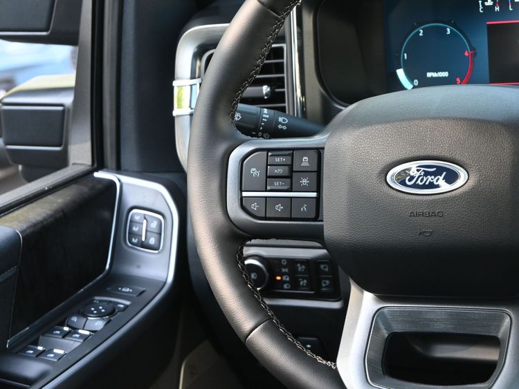 2025 Ford F-350 Super Duty Lariat - Photo 27