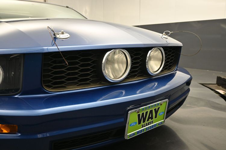 2008 Ford Mustang V6 Deluxe