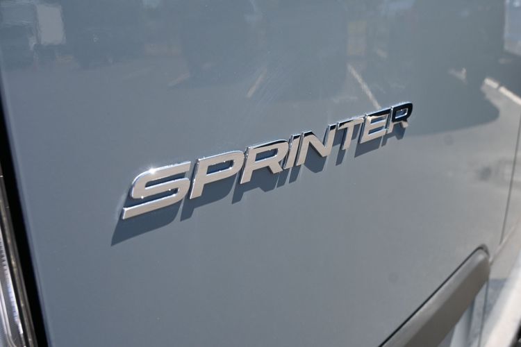 2019 Mercedes-Benz Sprinter 1500 Standard Roof I4