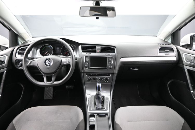 2016 Volkswagen e-Golf SE