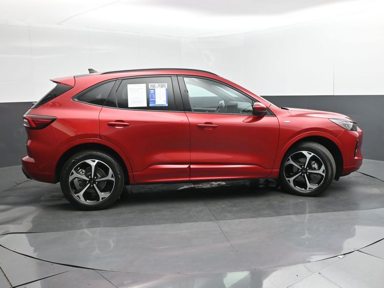 2023 Ford Escape ST-Line Elite