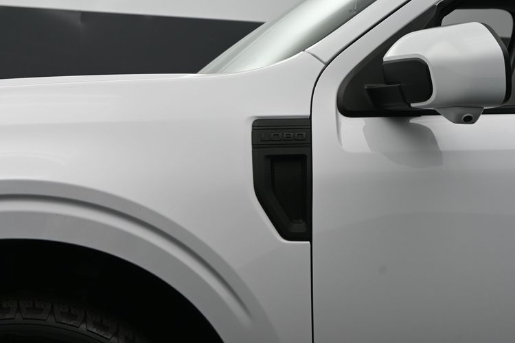 2025 Ford Maverick Lobo