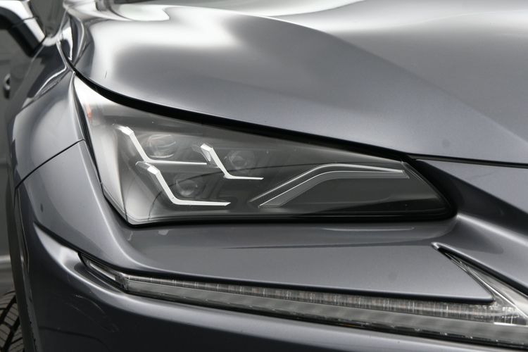 2021 Lexus NX NX 300h Luxury