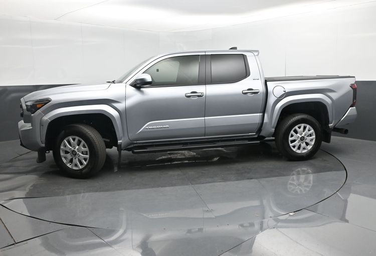 2025 Toyota Tacoma 2WD SR5