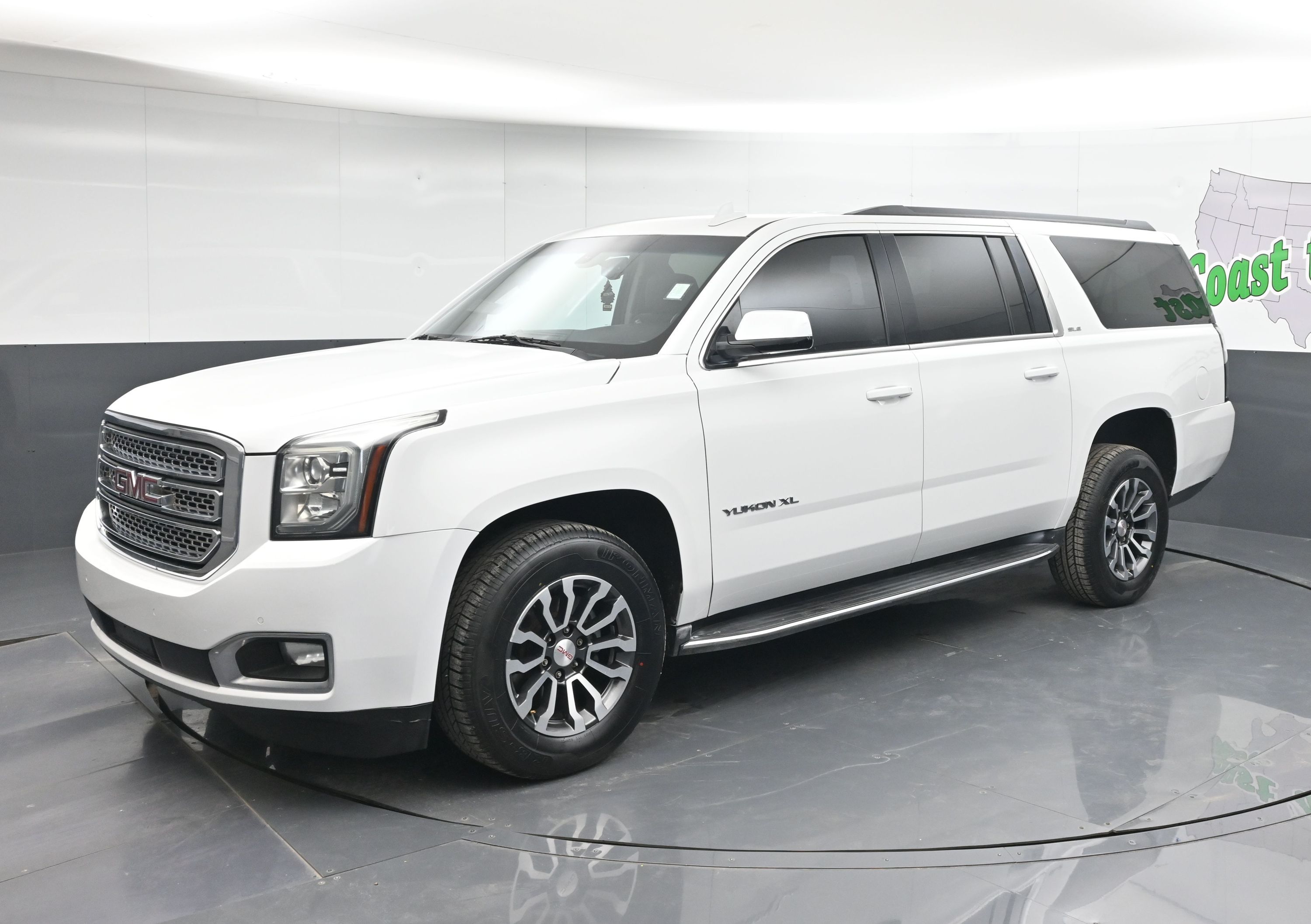 2017 GMC Yukon XL SLE's photo