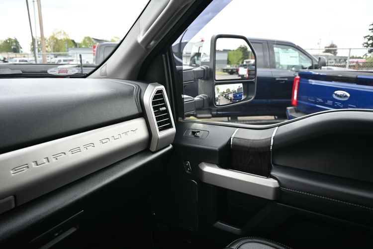 2021 Ford F-250 Super Duty LARIAT