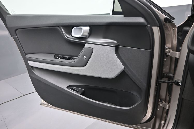 2023 Polestar 2 Long Range Dual Motor