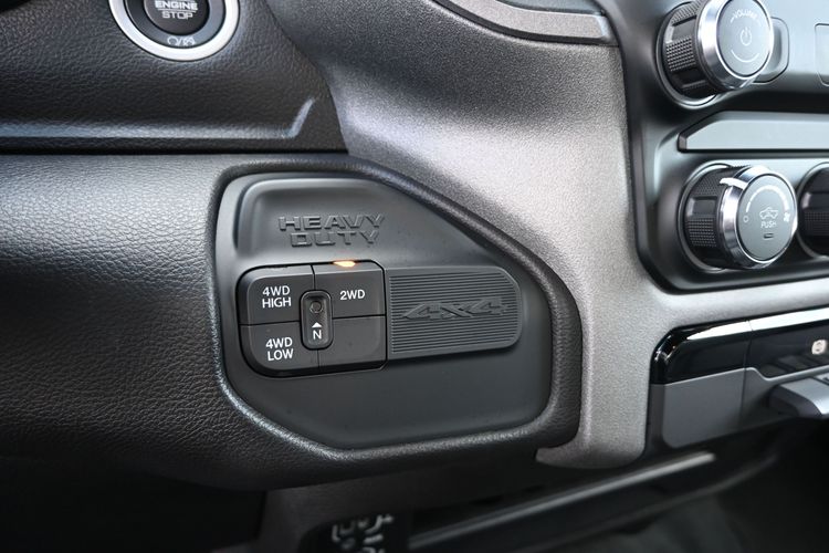 2024 Ram 2500 Tradesman Crew Cab 4x4 8' Box