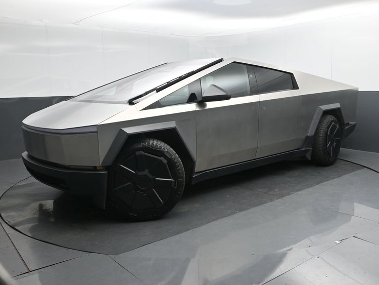 Used 2024 Tesla Cybertruck Cyberbeast with VIN 7G2CEHEE3RA035125 for sale in Auburn, WA