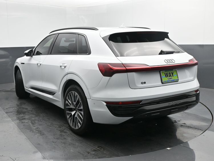 2024 Audi Q8 e-tron Prestige quattro