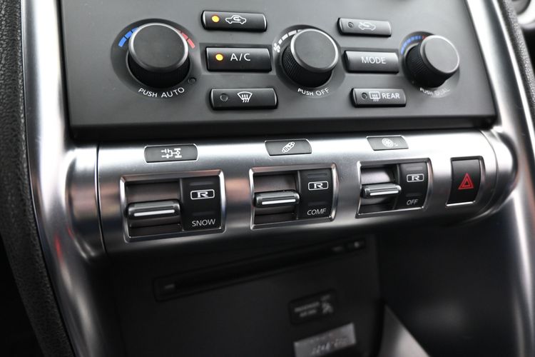 2011 Nissan GT-R Premium