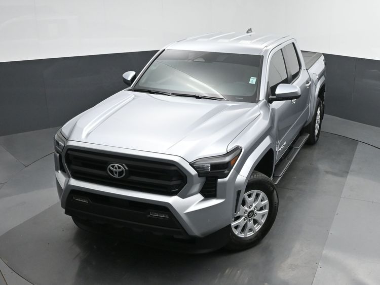 2025 Toyota Tacoma 2WD SR5